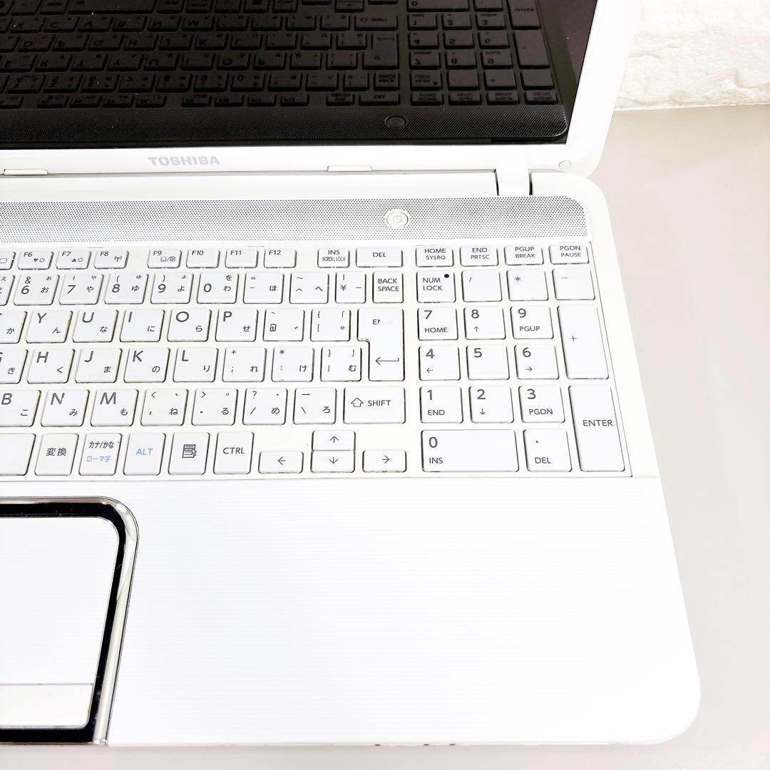 ブルーレイ搭載✨Core i7 快適SSD メモリ8GB ノートパソコン 東芝