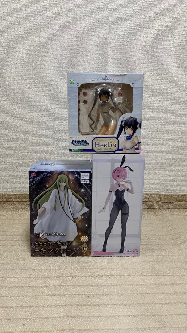 コトブキヤ ダンジョ間違っているだろうか 1/7 ヘステとフィギュア　3点セット