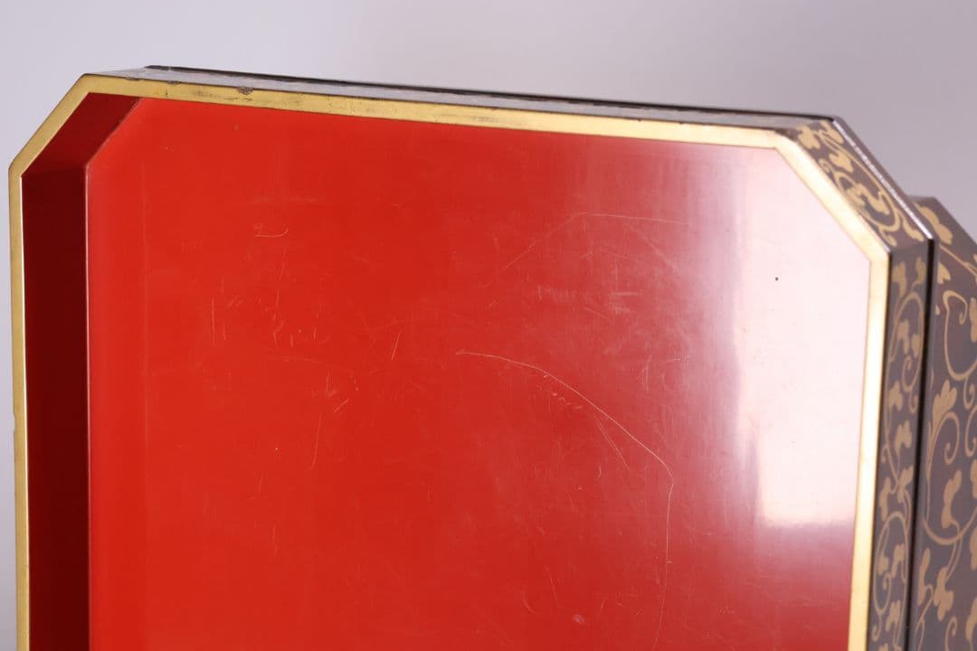 唐草蒔絵 三宝 高25.5cm 木製 朱塗 三宝台 金蒔絵 仏具【MA685】