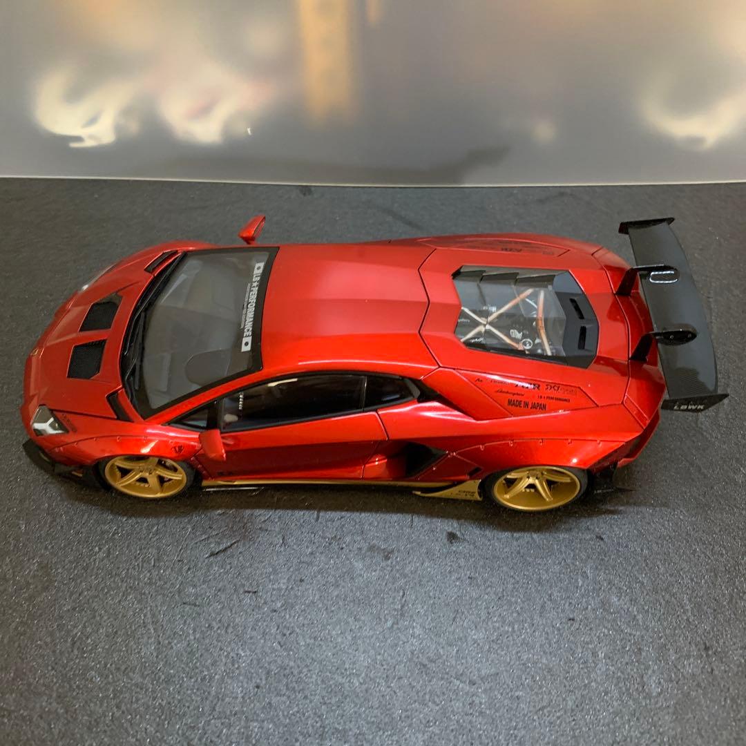 787 リバティーウォーク ランボルギーニ アヴェンタドール 1/18ミニカー