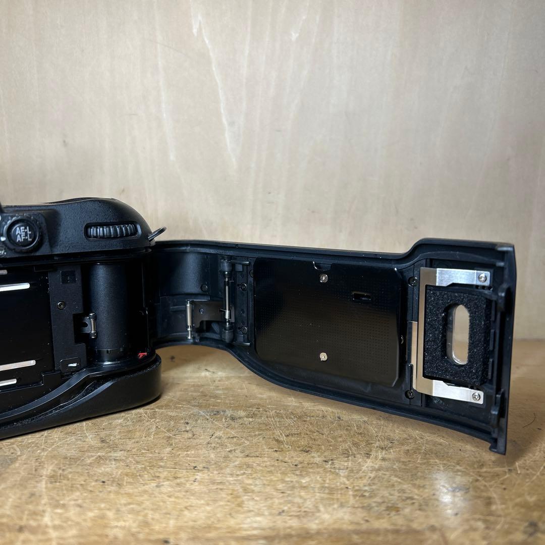 Nikon F80 ボディー 完動極美品