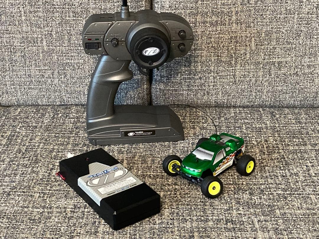 T's make　TEAM LOSI MICRO-T 1/36