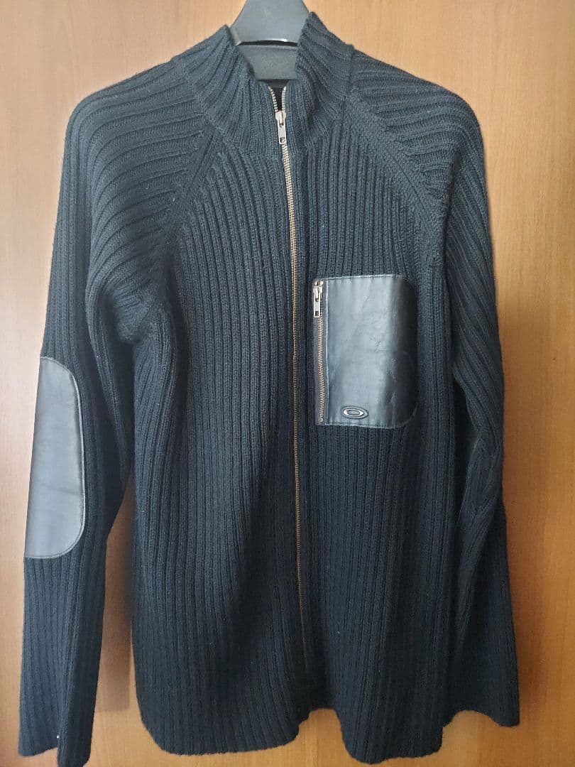 オークリー　ニットジャケット　サイズL 新古品　OAKLEY　定価26,000円