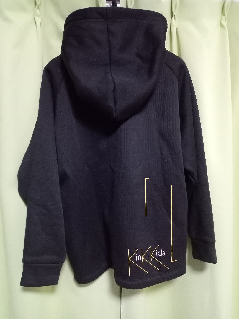 【限定】Kinki Kids 2013-2014年年始 フード付きパーカー 黒