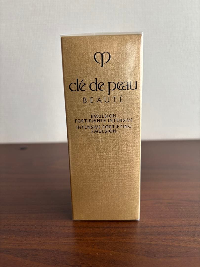 クレドポーポーテエマルジョンアンタンシヴn レフィル　乳液(夜用) 125ml