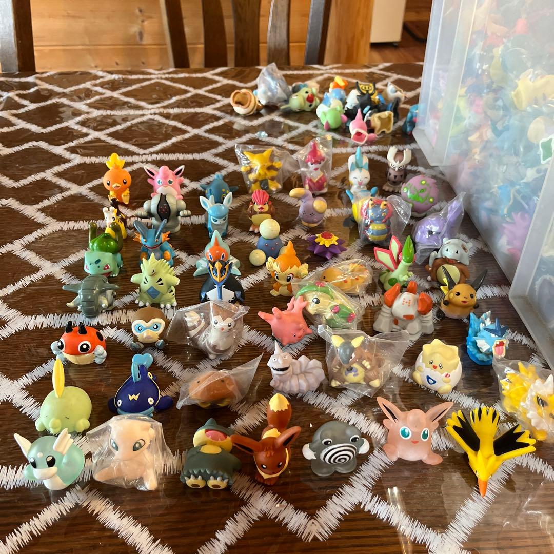 ポケモンキッズ 指人形 まとめ売り クリア など 数100体以上 レア