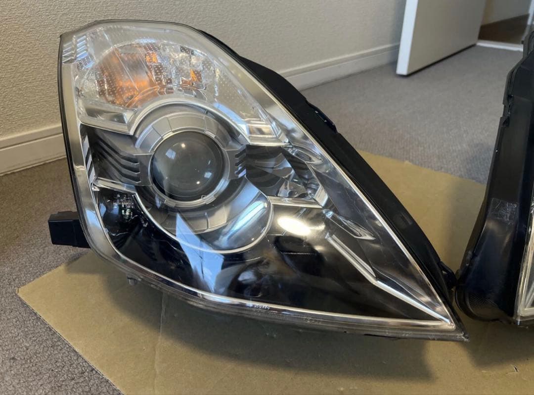 フェアレディZ Z33 中期 ヘッドライト 左右セット（中古品）