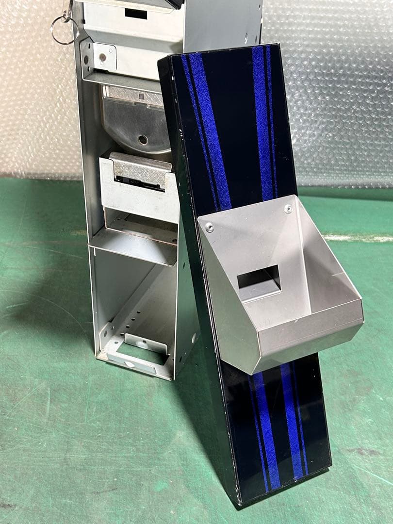 両替機・令和6年新札対応・取説付属・送料無料（一部除く）・領収書可・GLORY