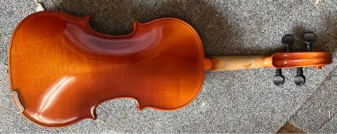 ヴァイオリン1/8 身長110-115cm位のお子様の練習用