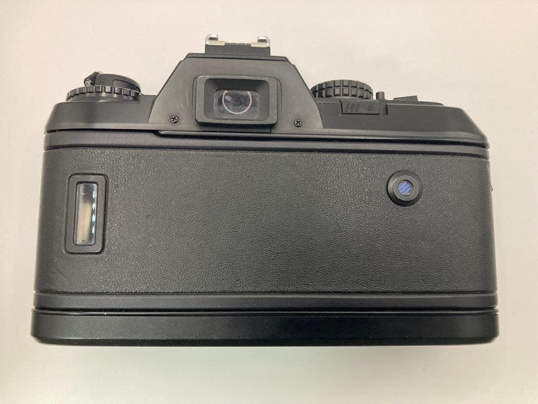 超美品Nikon F-501 フィルム一眼レフカメラ