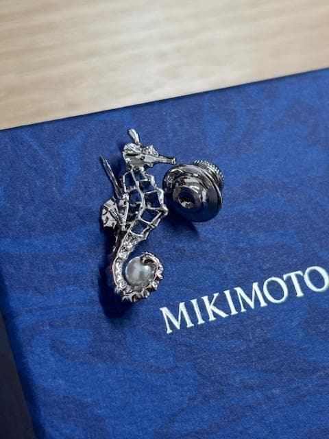 【美品】MIKIMOTO ミキモト　アコヤ真珠　タツノオトシゴ　ブローチ