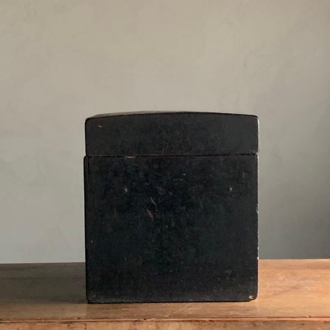 日本の古道具 古い 木箱 塗りの箱 古道具 アンティーク オブジェ