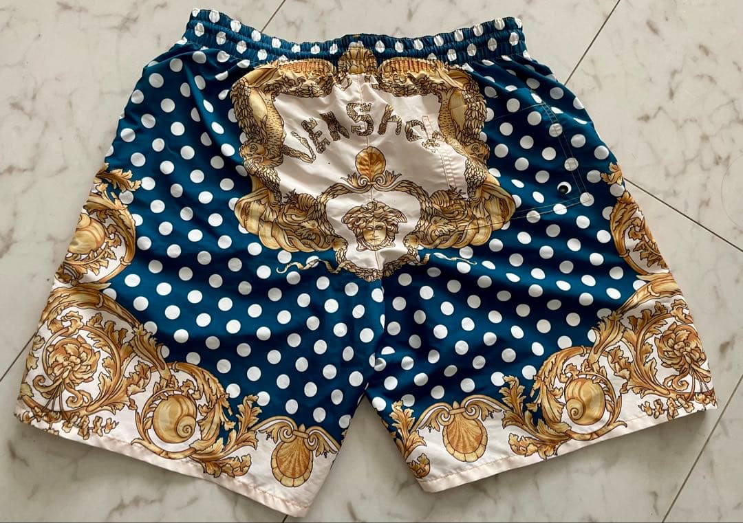 Versace ボードショーツ 水着 海パン ヴェルサーチ Mサイズ