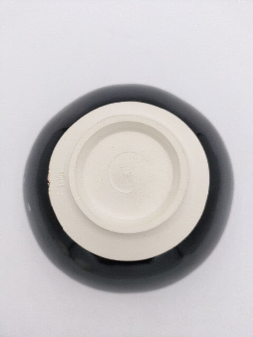 b209 【新品・未使用】茶碗 黒釉 夜桜 今岡三四郎 木箱 茶道具