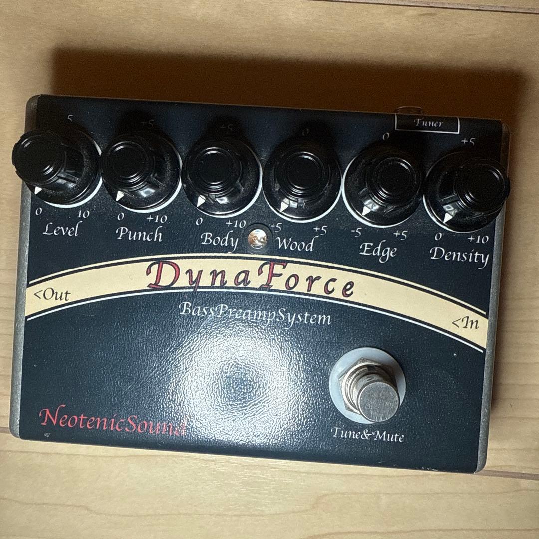 Neotenic Sound DynaForce ベースプリアンプ