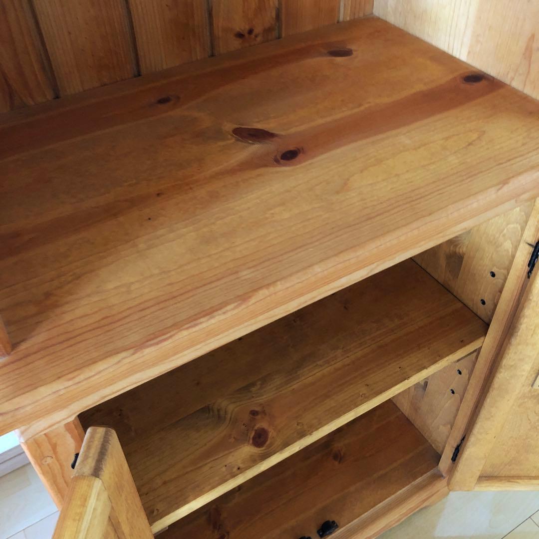 カントリー家具　ダッチボード