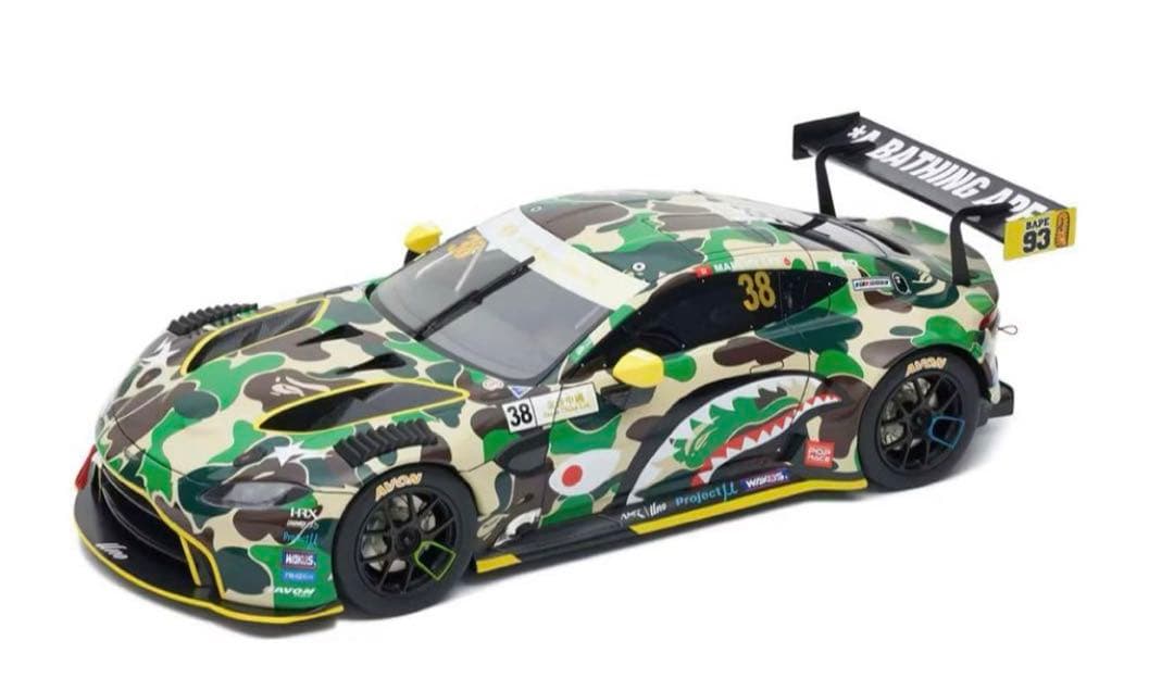 ミニカー BAPE x POPRACE Aston Martin GT3