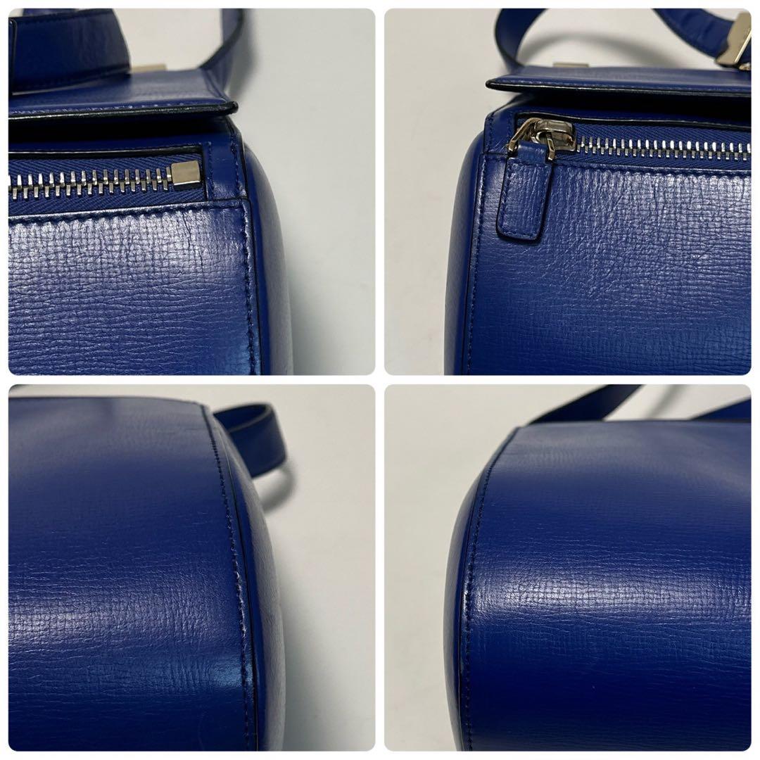 p76【美品】ジバンシー　ロゴ型押し　パンドラ　レザー　ショルダーバッグ.