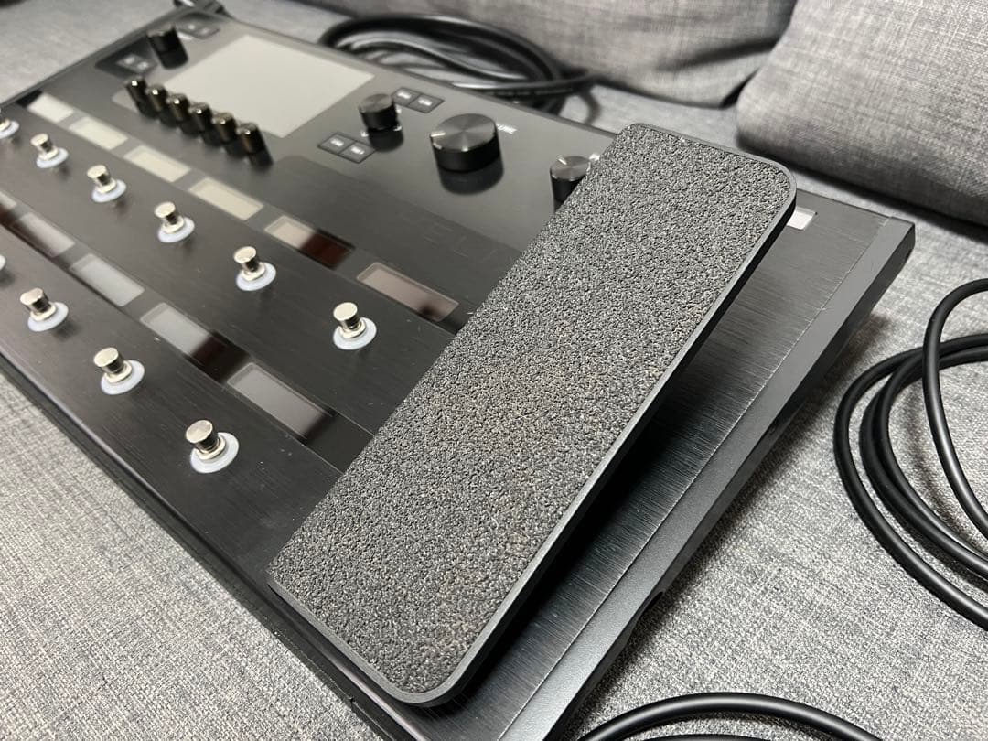 Line 6 Helix Floor ギターエフェクトボード 本体＋付属品