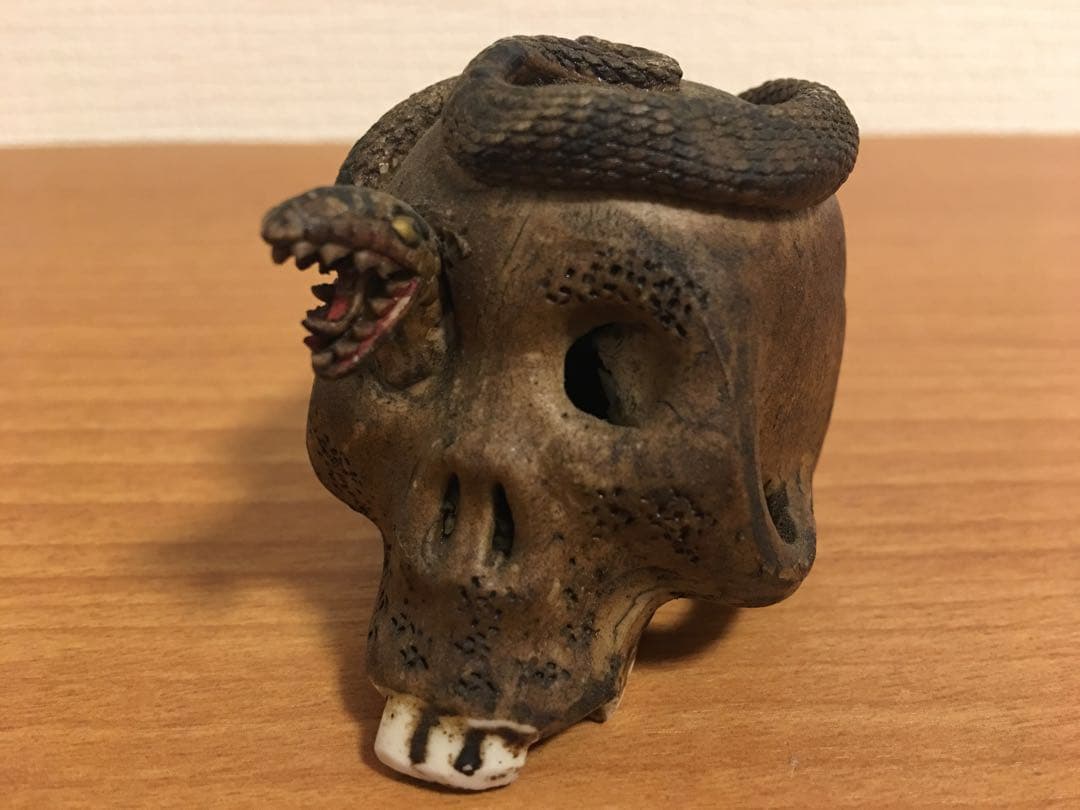 時代物 蛇と髑髏