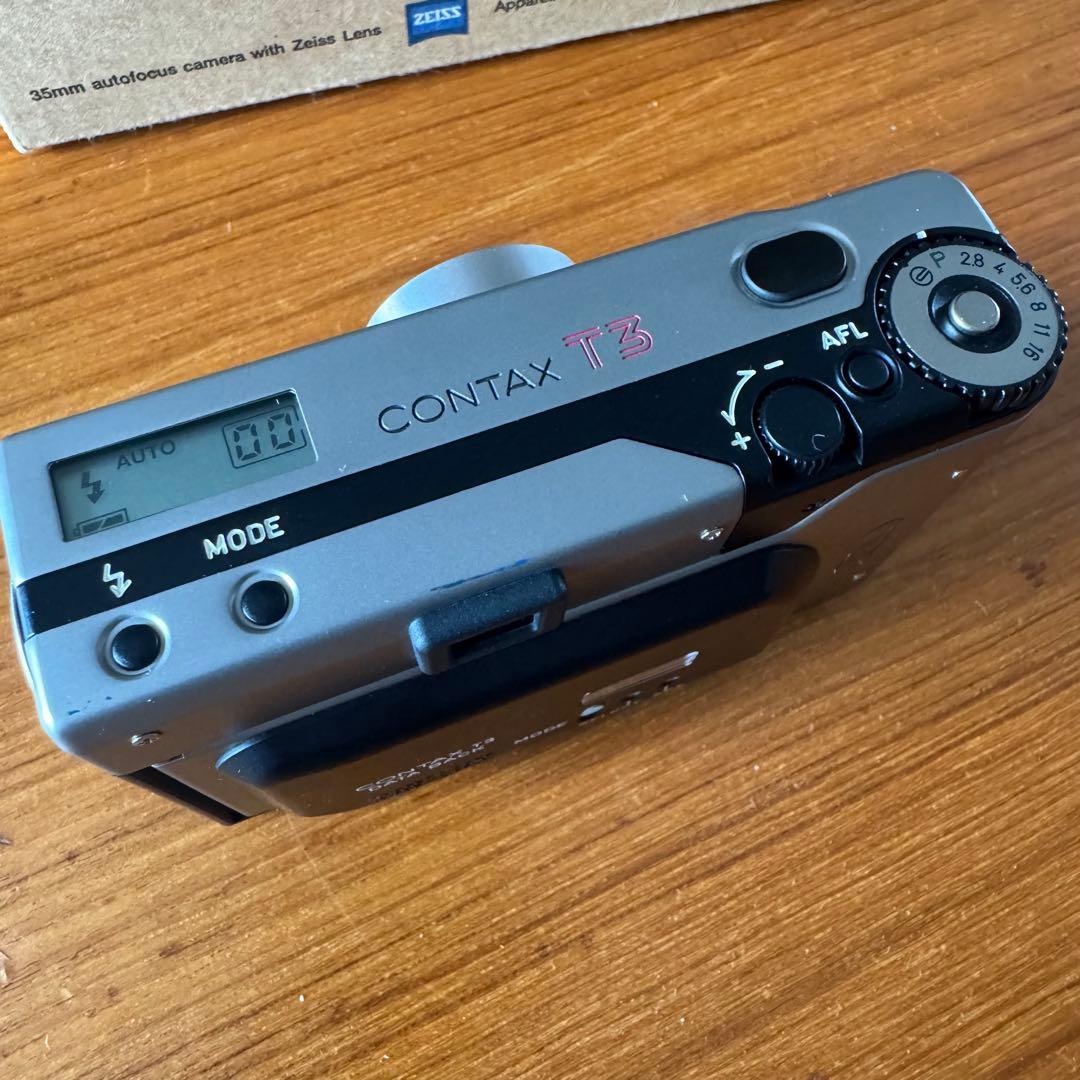 CONTAX T3 DATA BACK、ケース、説明書などまとめて　箱付き