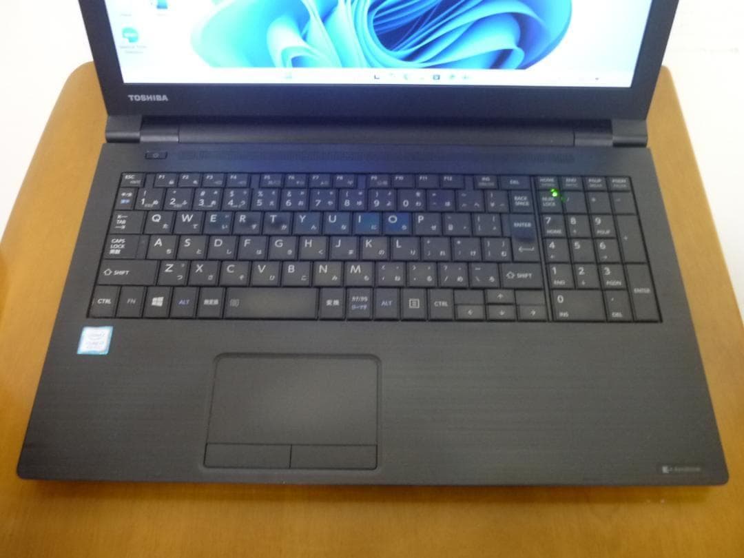 サクサク最高峰i7搭載 新品高速SSD512G 最新win11 メモリ16G