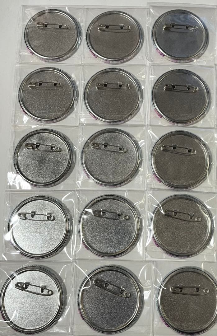 プロセカ 桃井愛莉 缶バッジ グリッター缶バッジ カラマイ 4B