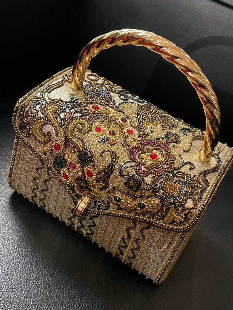 LUMI ビーズ刺繍 ゴールド パーティーバッグ