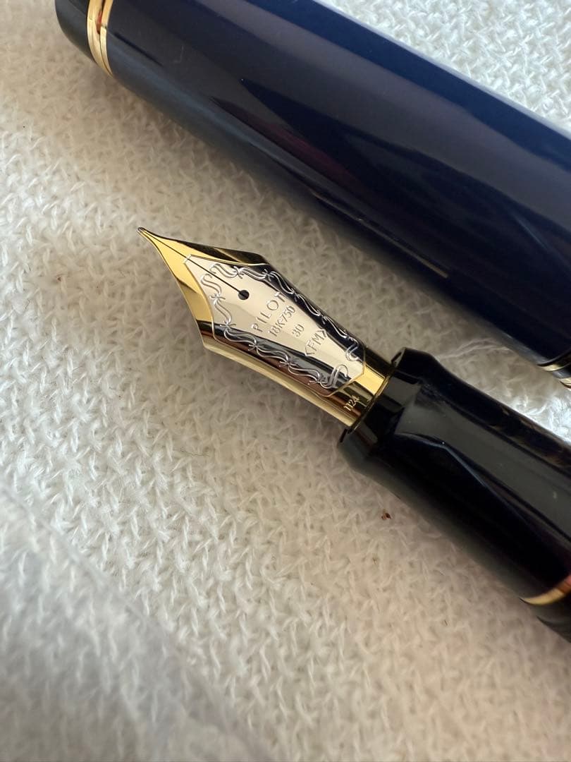 パイロット万年筆カスタム漆、紺青