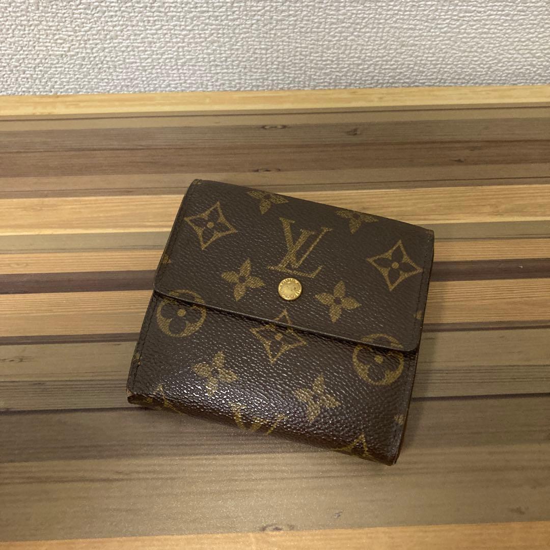 ルイビトン 三つ折り 財布。