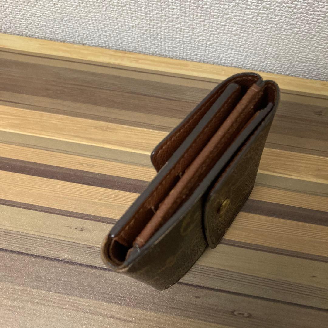 ルイビトン 三つ折り 財布。