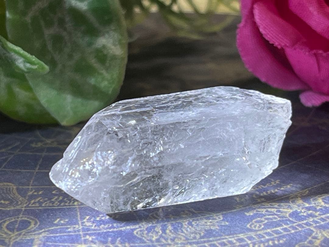 レコードキーパー✨  ブラジル・ミナスジェライス州 水晶　クリスタル　原石