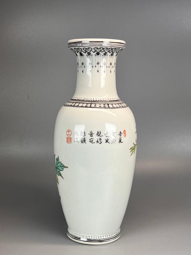 中国古美術　江西景徳鎮　花瓶　花立　インテリア　手描き　美品　陶芸　高さ25cm