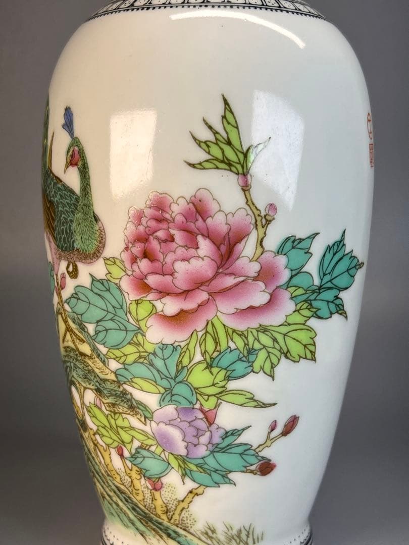 中国古美術　江西景徳鎮　花瓶　花立　インテリア　手描き　美品　陶芸　高さ25cm