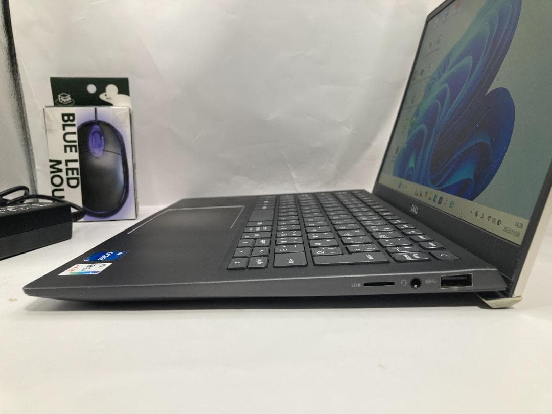 【11世代i5】DELL Vostro 13 SSD1TB Office付 爆速