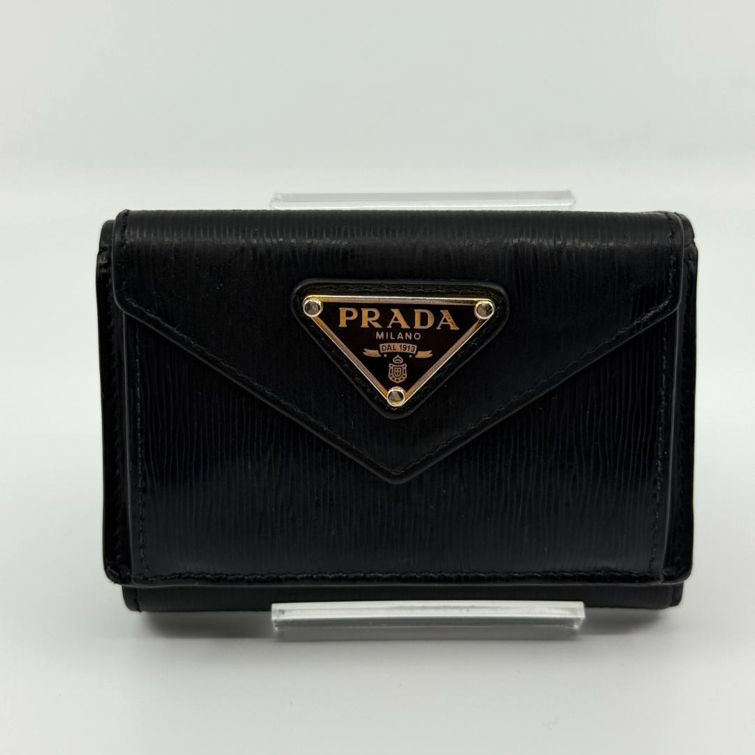 美品 PRADA ブラック 三つ折り財布 プラダ