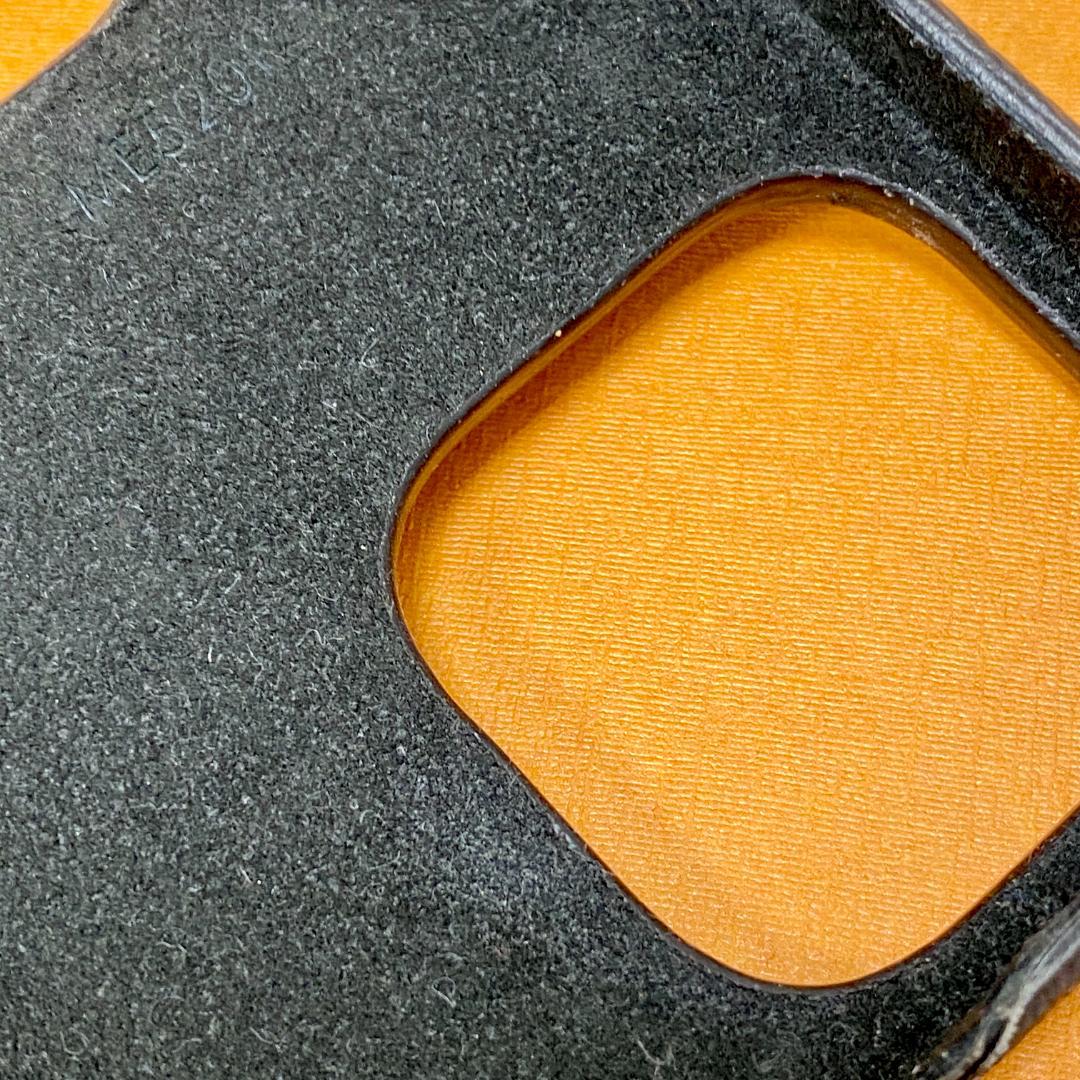 ルイ・ヴィトン バンパー・ドーフィーヌ iPhone13Pro 正規品