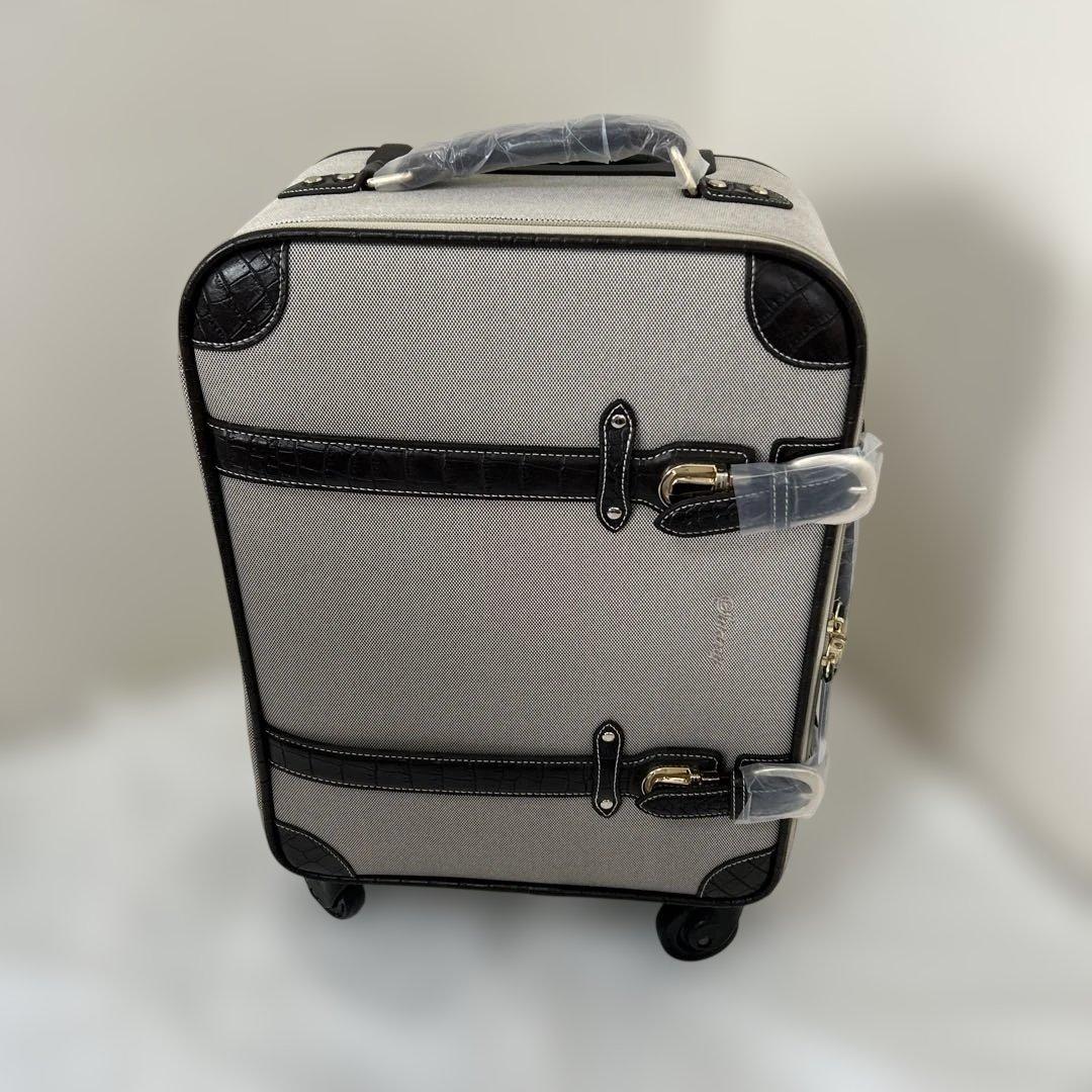 スワニー　トランクキャリーケース