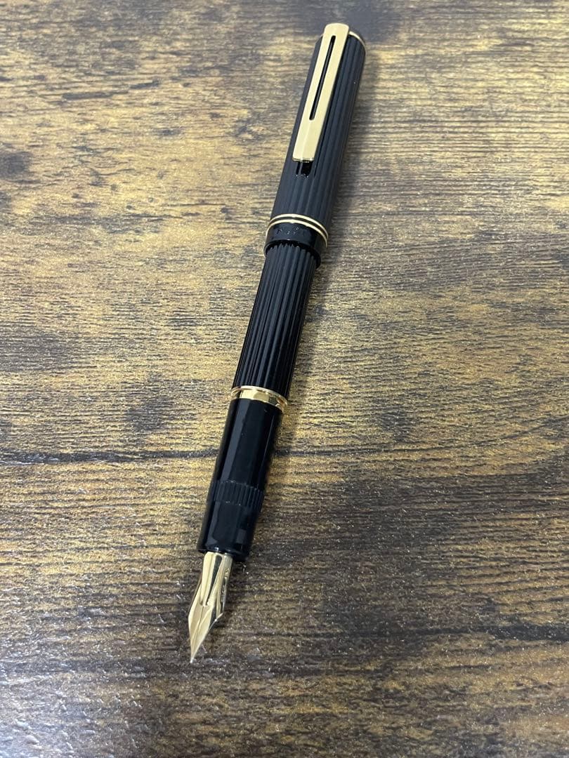 試筆のみ　初代　ジャスタス　14金　万年筆　細字　パイロット　嵌合式　備品付き