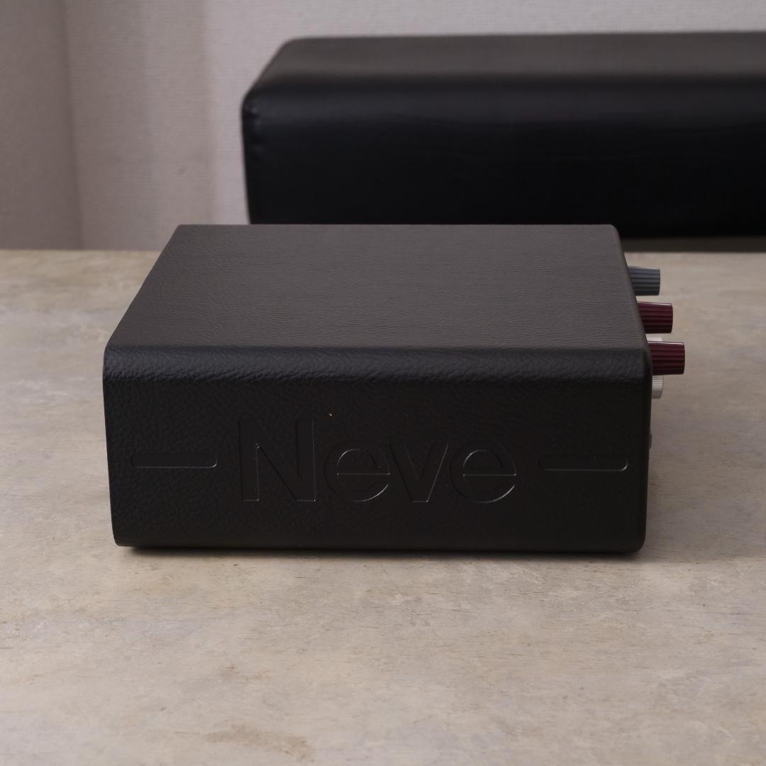 AMS Neve 88M オーディオインターフェイス