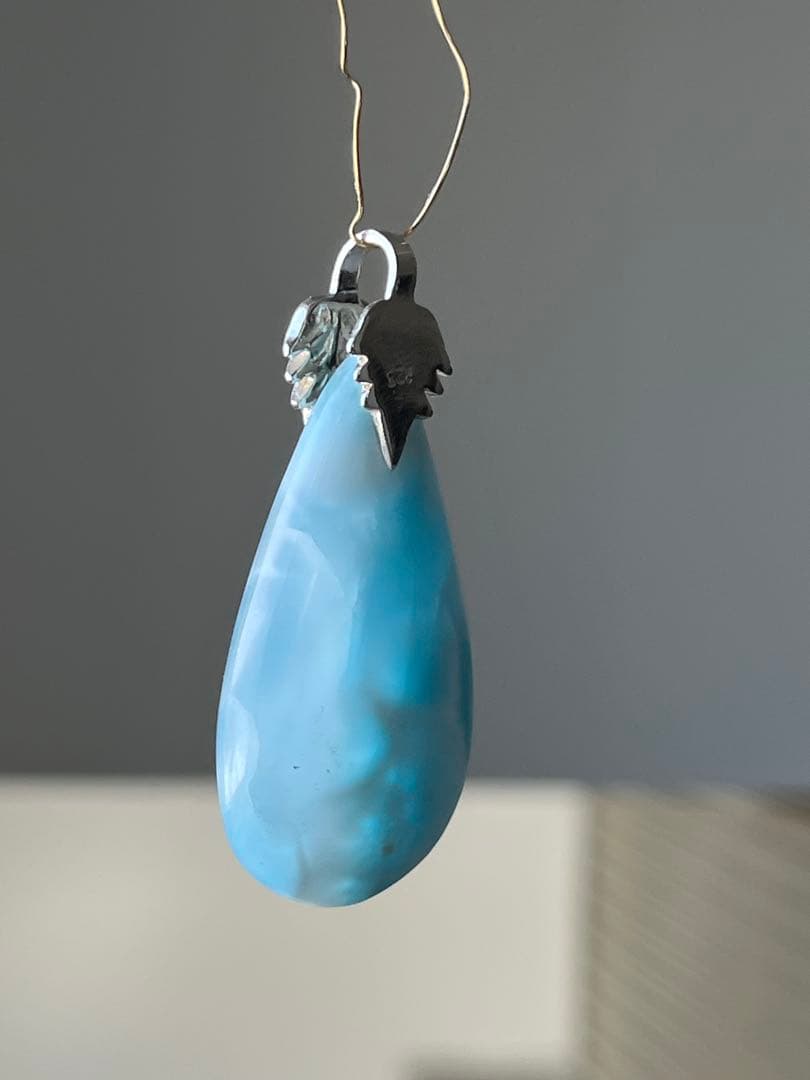 天然石ラリマー☆高品質！しずく型ペンダントトップ②☆リーフ型バチカンがステキ！