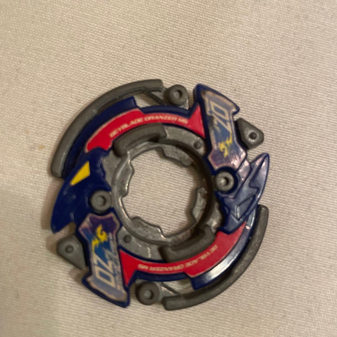 ベイブレードセット 青/赤 ケース付き