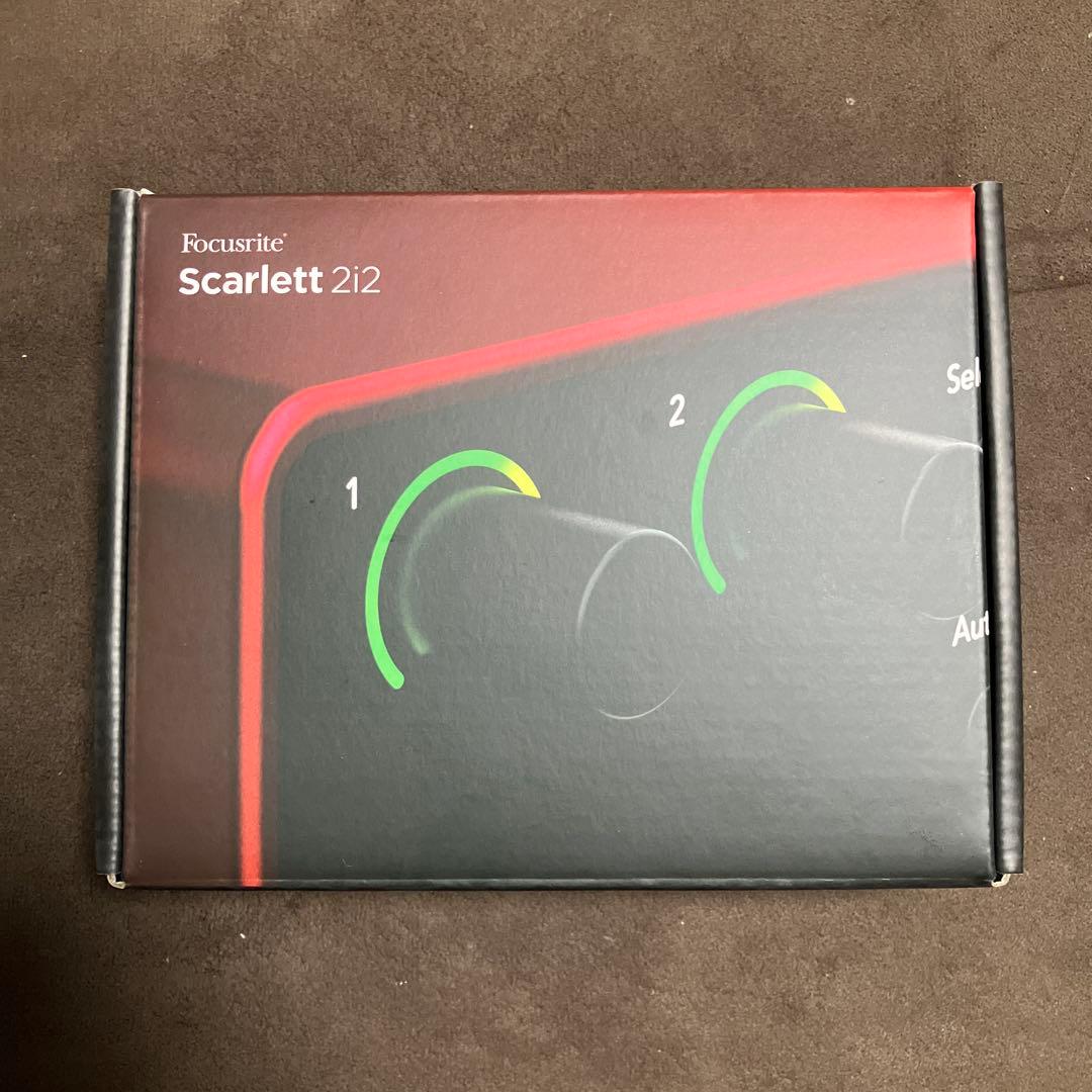 Focusrite Scarlett 2i2 4th Gen インターフェース