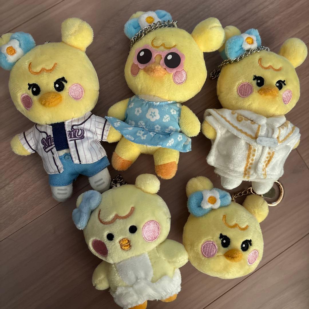 NiziU バッグチャーム リヨ