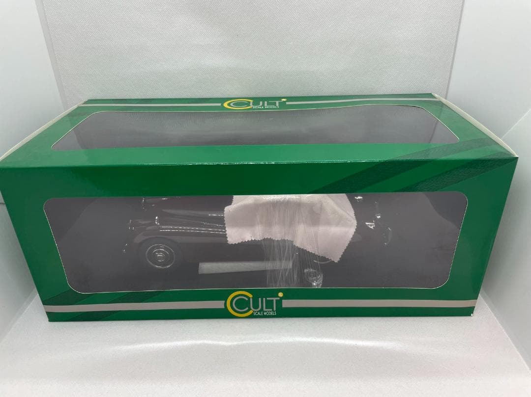 101-052 Cult 1/18 ジャガー Jaguar