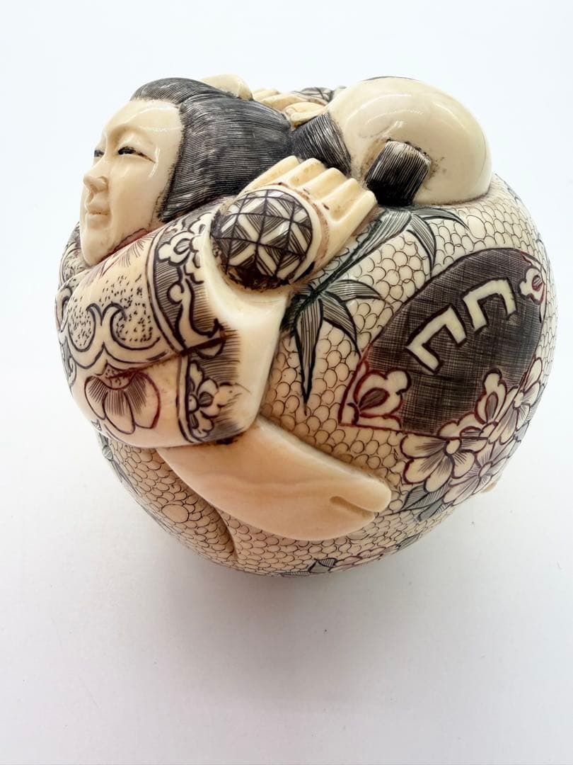 極上『浮世絵春画』 根付 置物 /重さ：300g 銘:正光 天然素材