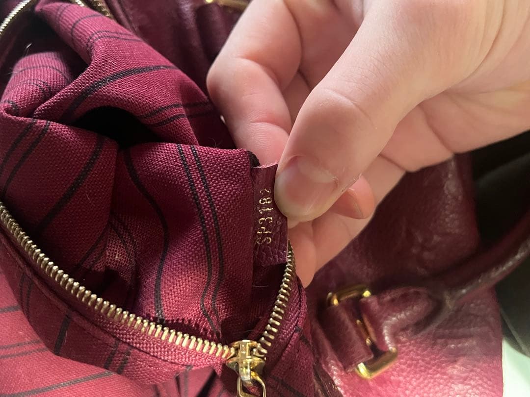 LOUIS VUITTON バッグ