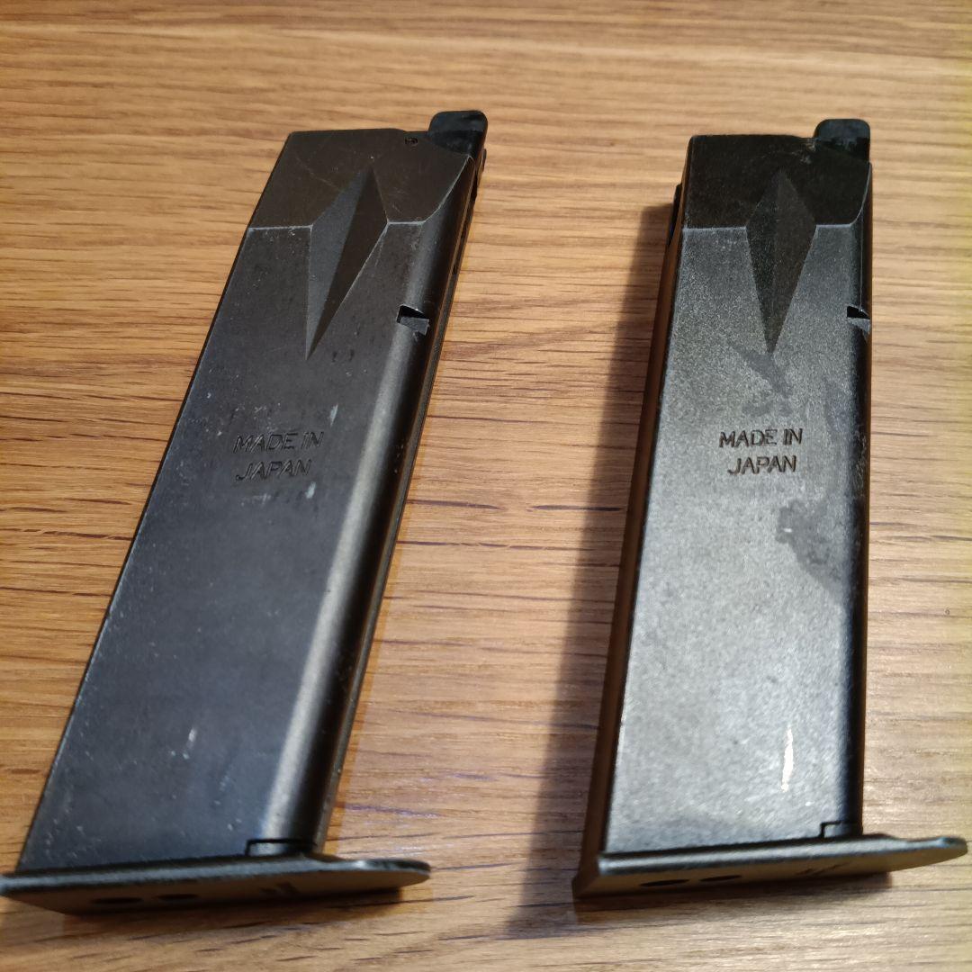 東京マルイ　SIG SAUER P226 RAIL ガスガン　マガジン2本
