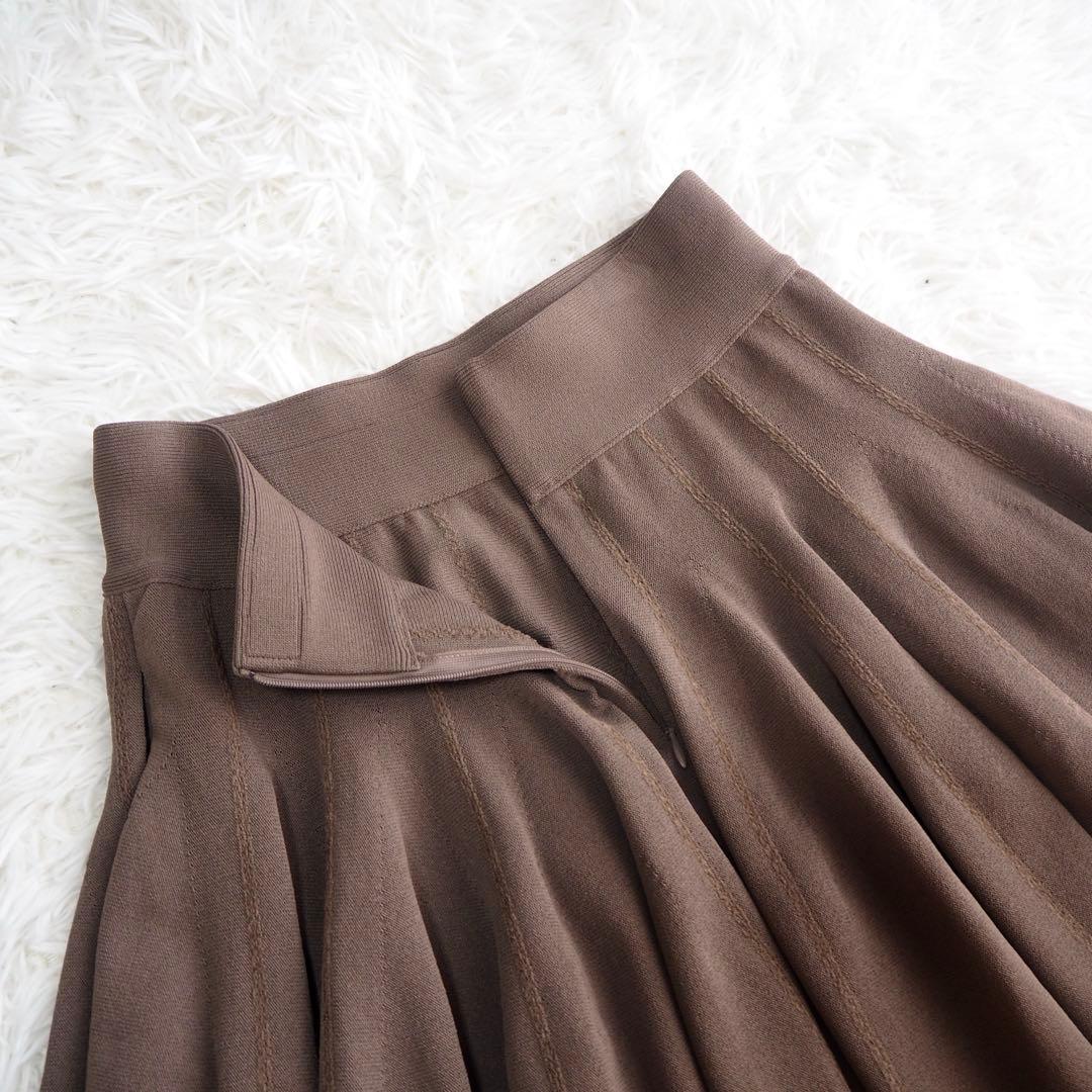 FOXEY ニット フレアスカート リリーラッフル ロゴプレート プリーツ