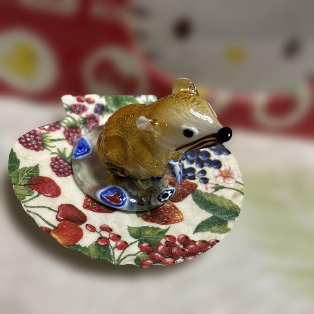 ムラーノガラス干支シリーズ2020草花とたわむれる子